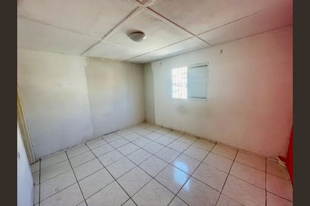 Quarto de casa à venda com 1 quarto, 260m² em Jardim Dourado, Guarulhos