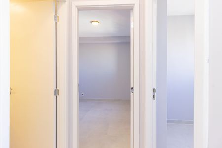 Apartamento para alugar com 37m², 2 quartos e sem vaga Apartamento para alugar com 37m², 2 quartos e sem vagaCorredor