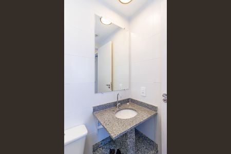 Apartamento para alugar com 37m², 2 quartos e sem vaga Apartamento para alugar com 37m², 2 quartos e sem vagaBanheiro