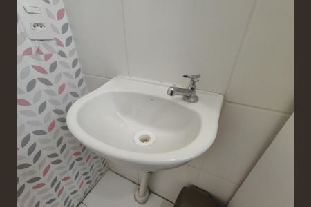 Apartamento à venda com 42m², 2 quartos e 1 vaga Apartamento à venda com 42m², 2 quartos e 1 vagaBanheiro