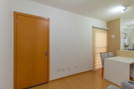 Sala de apartamento à venda com 2 quartos, 49m² em Igara, Canoas