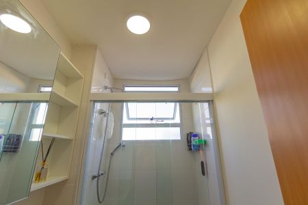 Apartamento à venda com 49m², 2 quartos e 1 vaga Apartamento à venda com 49m², 2 quartos e 1 vagaBanheiro