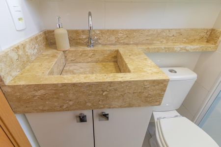 Apartamento à venda com 49m², 2 quartos e 1 vaga Apartamento à venda com 49m², 2 quartos e 1 vagaBanheiro