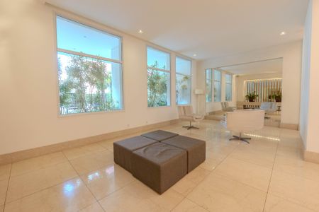 Apartamento à venda com 55m², 1 quarto e 1 vagaHall de entrada