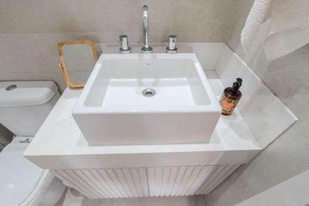 Apartamento à venda com 55m², 1 quarto e 1 vagaBanheiro da Suíte 1