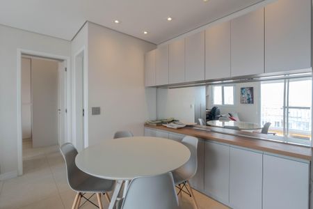 Apartamento à venda com 55m², 1 quarto e 1 vagaSala