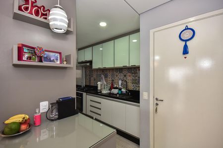 Apartamento à venda com 104m², 3 quartos e 2 vagasCozinha