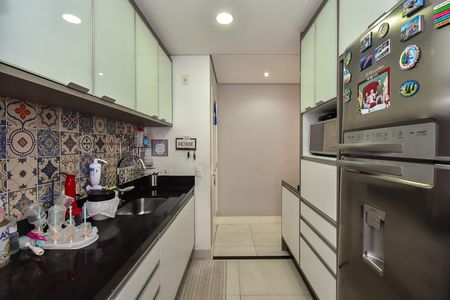 Apartamento à venda com 104m², 3 quartos e 2 vagasCozinha