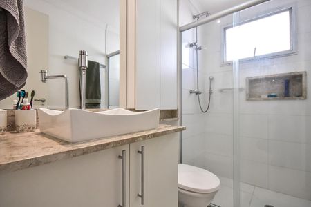 Apartamento à venda com 104m², 3 quartos e 2 vagasBanheiro Social