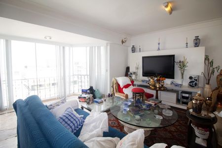 Apartamento à venda com 100m², 3 quartos e 3 vagasSala