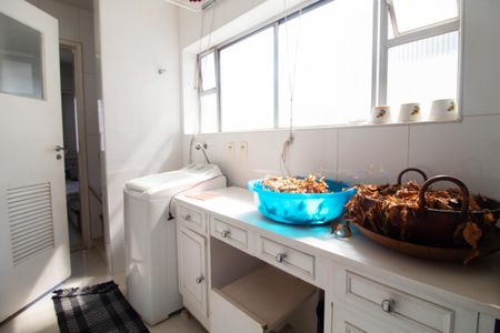 Apartamento à venda com 100m², 3 quartos e 3 vagasCozinha