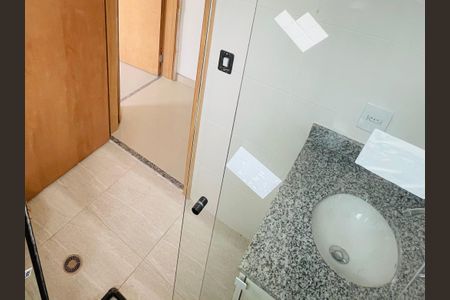 Apartamento para alugar com 50m², 2 quartos e 1 vagaBanheiro 2