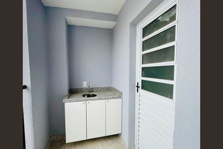 Apartamento para alugar com 50m², 2 quartos e 1 vagaVaranda