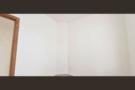 Casa à venda com 180m², 3 quartos e 2 vagas Casa à venda com 180m², 3 quartos e 2 vagasQuarto 2