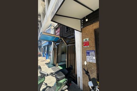 Studio à venda com 32m², 1 quarto e sem vaga Studio à venda com 32m², 1 quarto e sem vagaPlaquinha