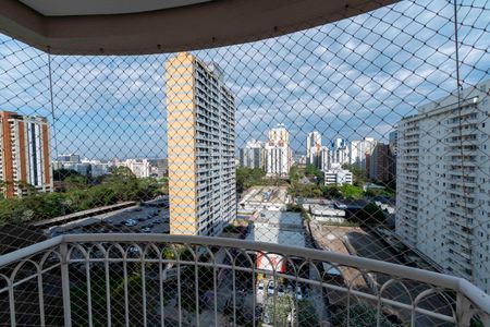 Apartamento para alugar com 85m², 2 quartos e 2 vagas Apartamento para alugar com 85m², 2 quartos e 2 vagasVaranda da suíte