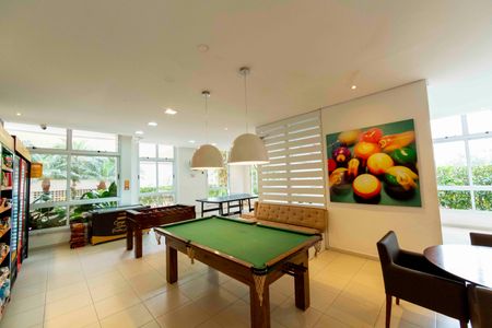 Apartamento para alugar com 85m², 2 quartos e 2 vagas Apartamento para alugar com 85m², 2 quartos e 2 vagasÁrea comum - Sala de Jogos
