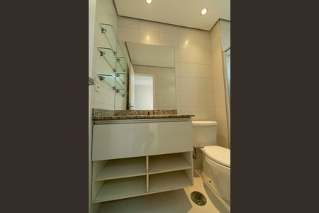 Apartamento para alugar com 85m², 2 quartos e 2 vagas Apartamento para alugar com 85m², 2 quartos e 2 vagasBanheiro da Suíte