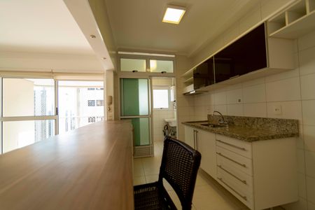 Apartamento para alugar com 85m², 2 quartos e 2 vagas Apartamento para alugar com 85m², 2 quartos e 2 vagasCozinha