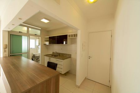 Apartamento para alugar com 85m², 2 quartos e 2 vagas Apartamento para alugar com 85m², 2 quartos e 2 vagasCozinha