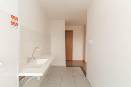 Apartamento para alugar com 44m², 2 quartos e 1 vaga Apartamento para alugar com 44m², 2 quartos e 1 vagaCozinha e Área de Serviço