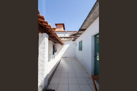 Casa à venda com 350m², 4 quartos e 2 vagasEdícula