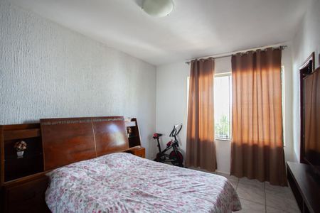 Casa à venda com 350m², 4 quartos e 2 vagasSuíte