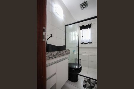 Casa à venda com 350m², 4 quartos e 2 vagasBanheiro da Suíte