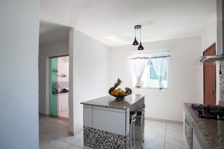 Casa à venda com 350m², 4 quartos e 2 vagasCozinha