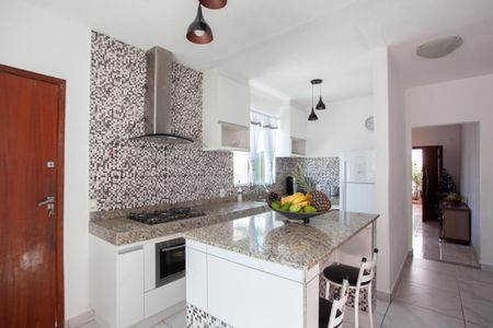 Casa à venda com 350m², 4 quartos e 2 vagasCozinha