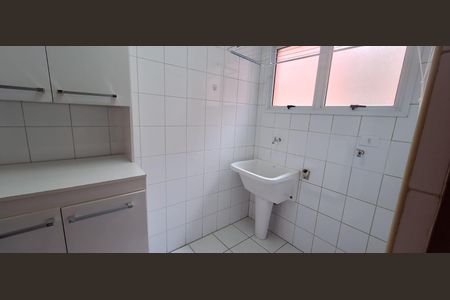 Área de Serviço de apartamento para alugar com 2 quartos, 62m² em Baeta Neves, São Bernardo do Campo