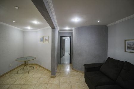 Sala de casa para alugar com 4 quartos, 170m² em Piam, Belford Roxo
