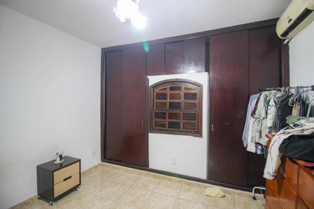 Casa para alugar com 170m², 4 quartos e 2 vagasSuíte 1