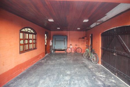 Casa para alugar com 170m², 4 quartos e 2 vagasQuintal