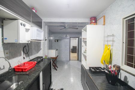 Casa para alugar com 170m², 4 quartos e 2 vagasCozinha