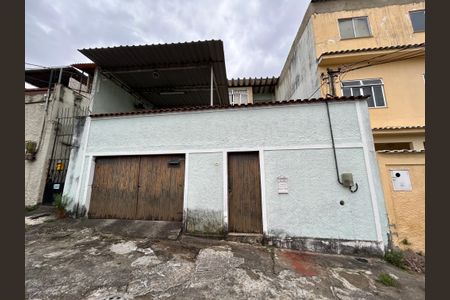 Apartamento para alugar com 70m², 2 quartos e sem vagaFachada