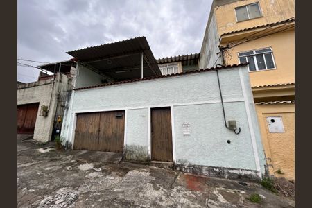 Apartamento para alugar com 70m², 2 quartos e sem vagaFachada