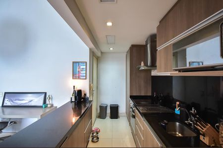 Apartamento para alugar com 92m², 2 quartos e 2 vagasCozinha