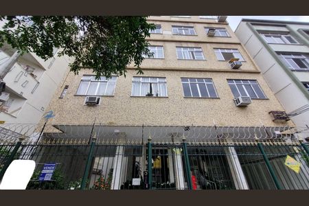 Apartamento à venda com 58m², 2 quartos e 1 vagaFachada