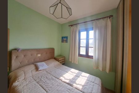 Casa à venda com 160m², 3 quartos e 4 vagasSuíte