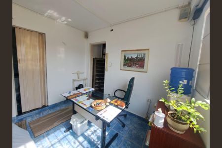 Casa à venda com 160m², 3 quartos e 4 vagasQuarto de Serviço