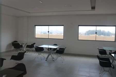 Apartamento para alugar com 42m², 2 quartos e sem vagaÁrea comum - Salão de festas