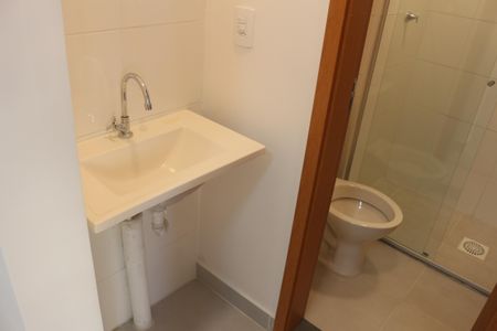 Apartamento para alugar com 42m², 2 quartos e sem vagaBanheiro