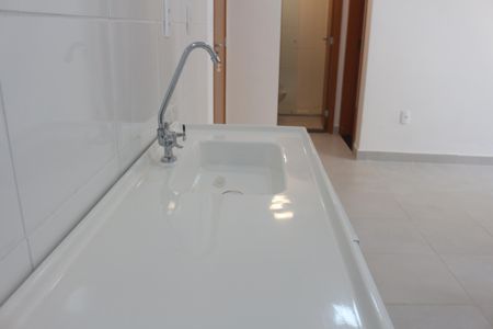 Cozinha de apartamento para alugar com 2 quartos, 42m² em Vila Palmares, São Caetano do Sul
