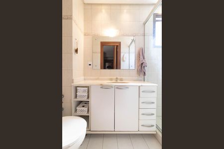 Apartamento à venda com 70m², 2 quartos e 1 vagaBanheiro da Suíte