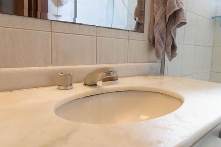 Apartamento à venda com 70m², 2 quartos e 1 vagaBanheiro da Suíte