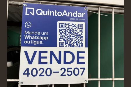 Casa à venda com 166m², 3 quartos e 2 vagas Casa à venda com 166m², 3 quartos e 2 vagasPlaquinha