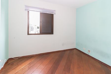 Apartamento à venda com 83m², 3 quartos e 2 vagasQuarto 3