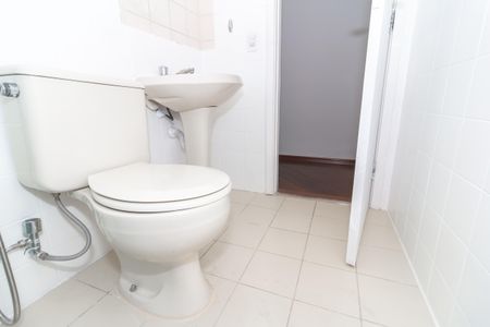 Apartamento à venda com 83m², 3 quartos e 2 vagasBanheiro