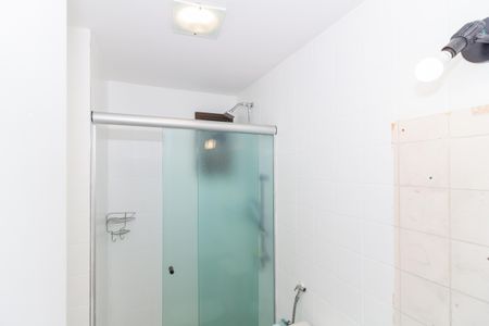 Apartamento à venda com 83m², 3 quartos e 2 vagasBanheiro
